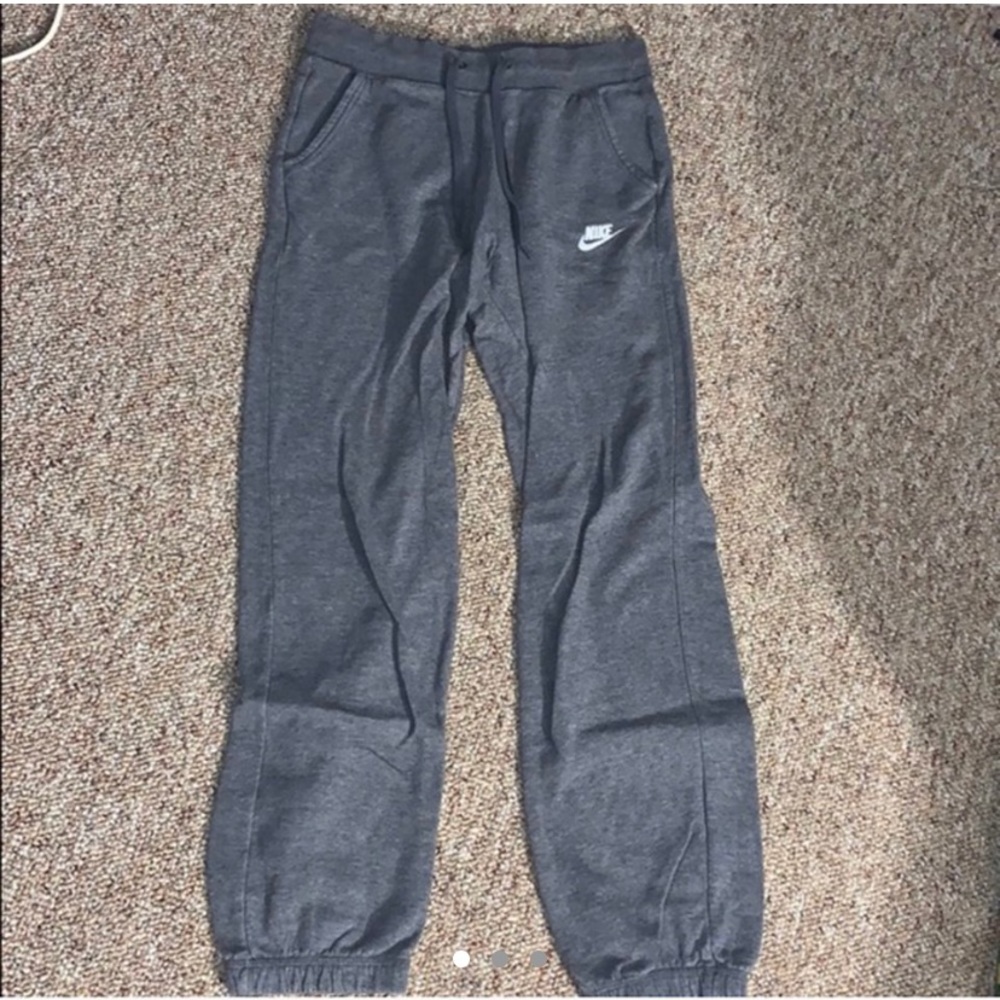 Gray Nike sweatpants